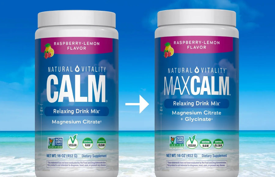 El tarro de Calm de Natural Vitality junto al nuevo tarro de MaxCalm frambuesa-limón de 453 g